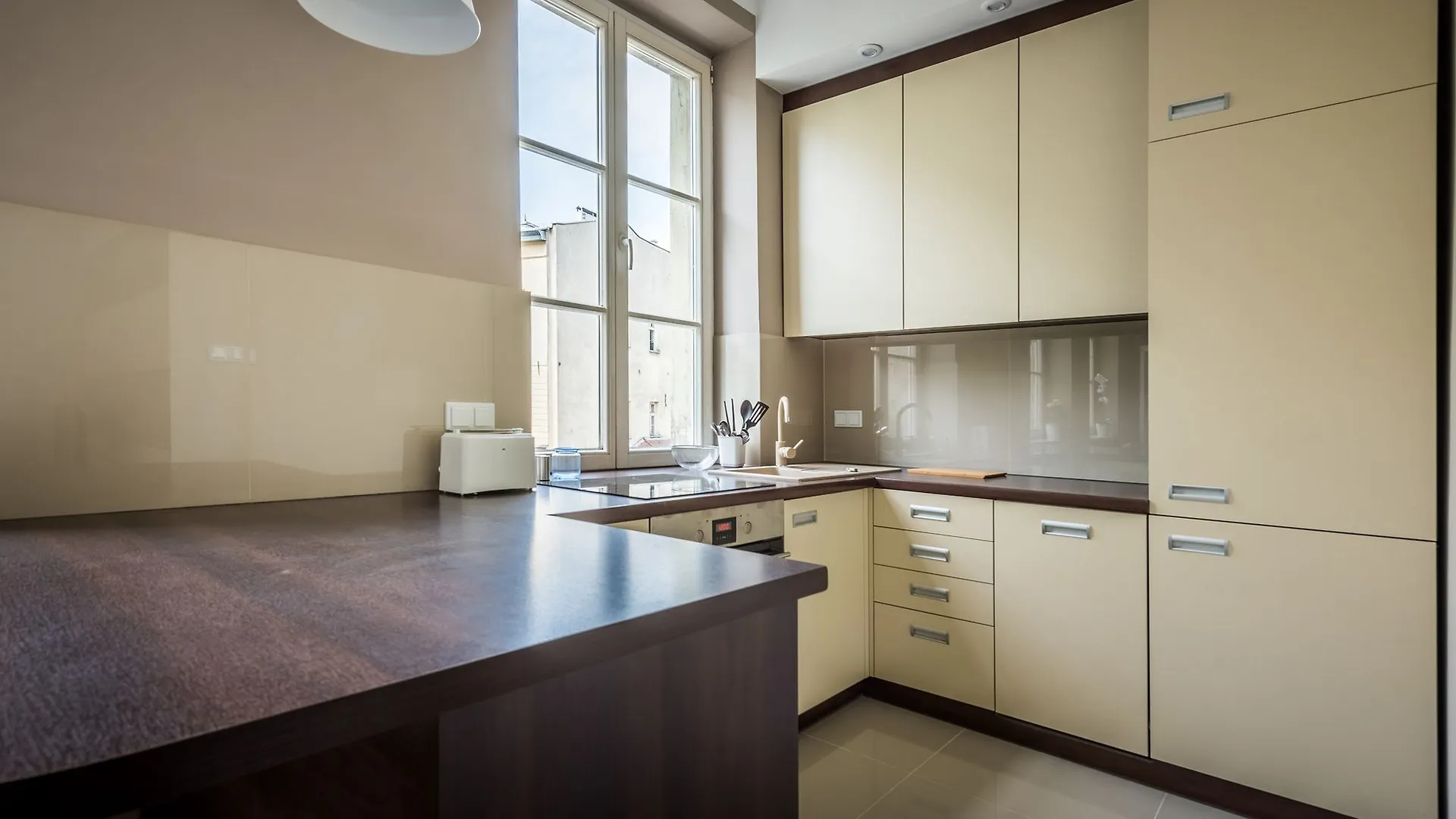 Heaven Eleven Apartments - Old Town Krakow Poland