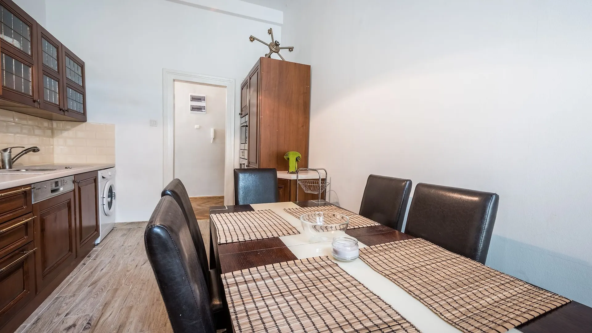 Heaven Eleven Apartments - Old Town Krakow 0*,